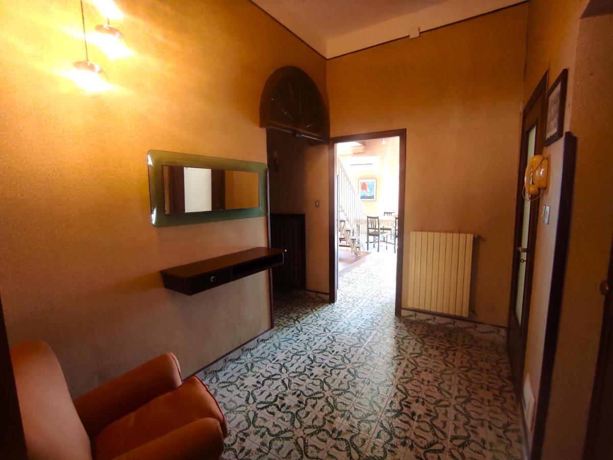 La Casa Del Nonno Villa Monreale Bagian luar foto