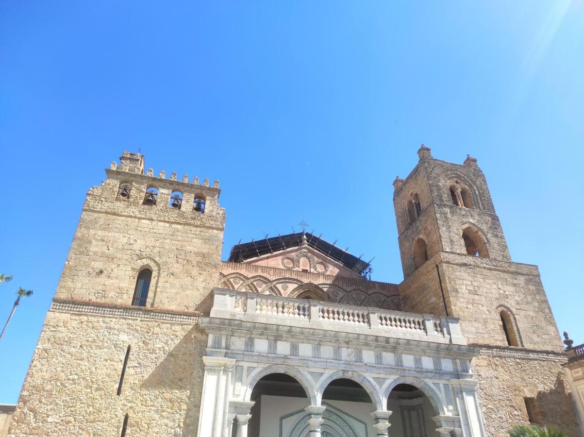 La Casa Del Nonno Villa Monreale Bagian luar foto